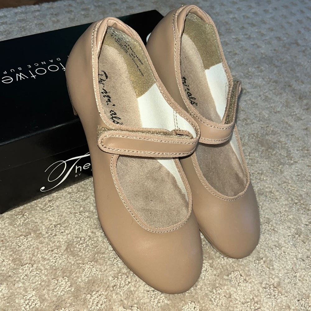 Like NEW! Nude Mary Jane Children’s Tap Shoes